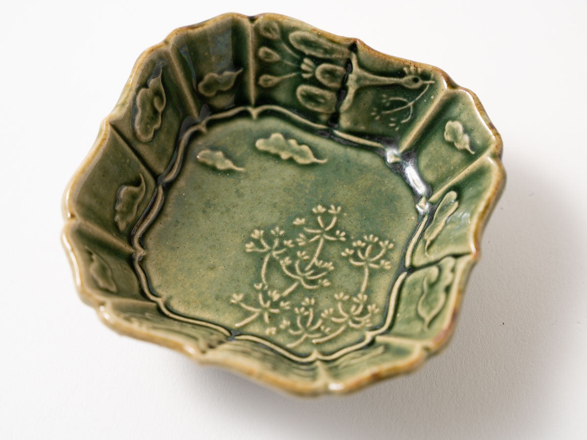 草花紋八角小皿【山崎瞳】