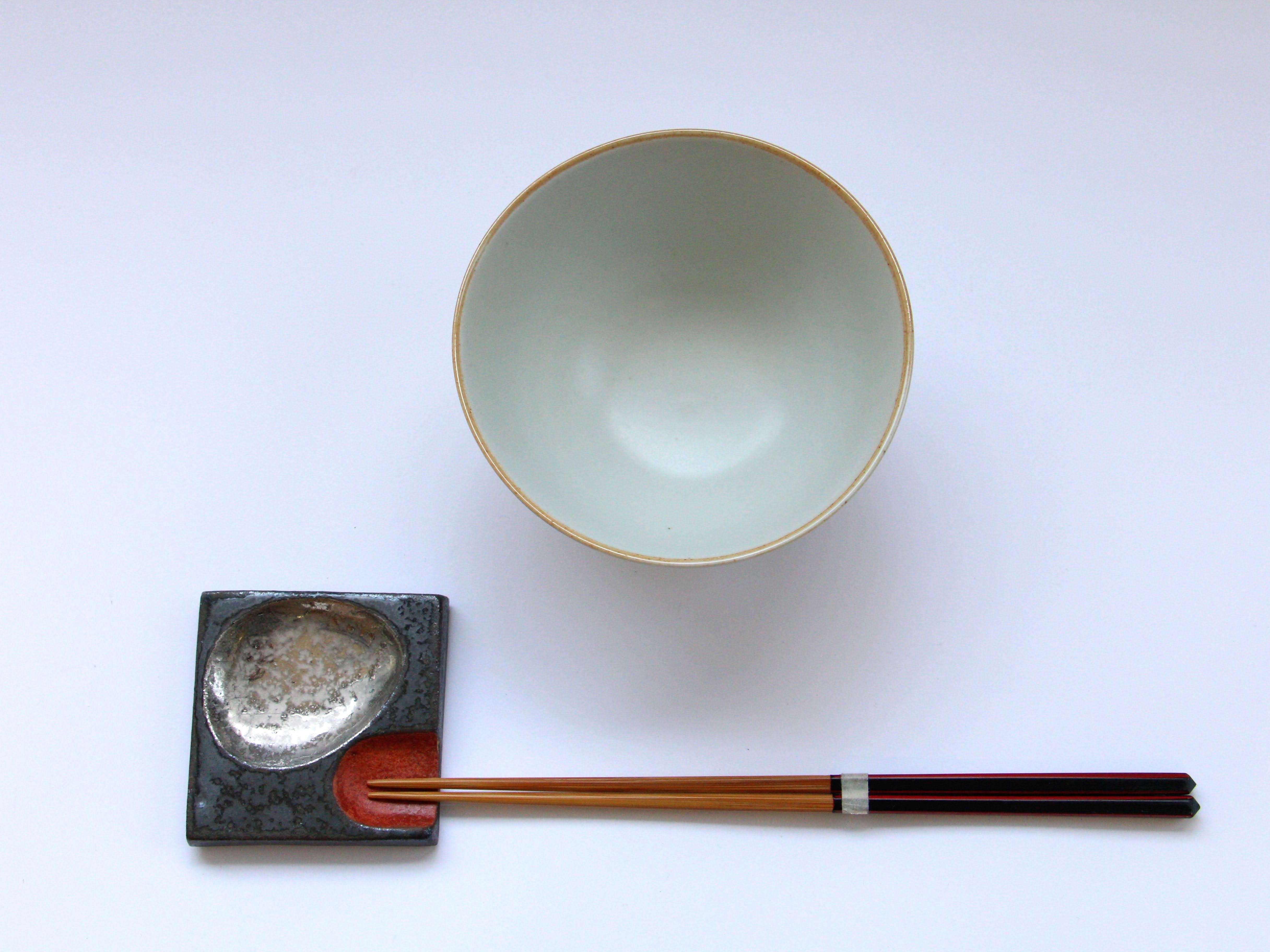 Thief Cat Rice Bowl White [Soebu Pottery]