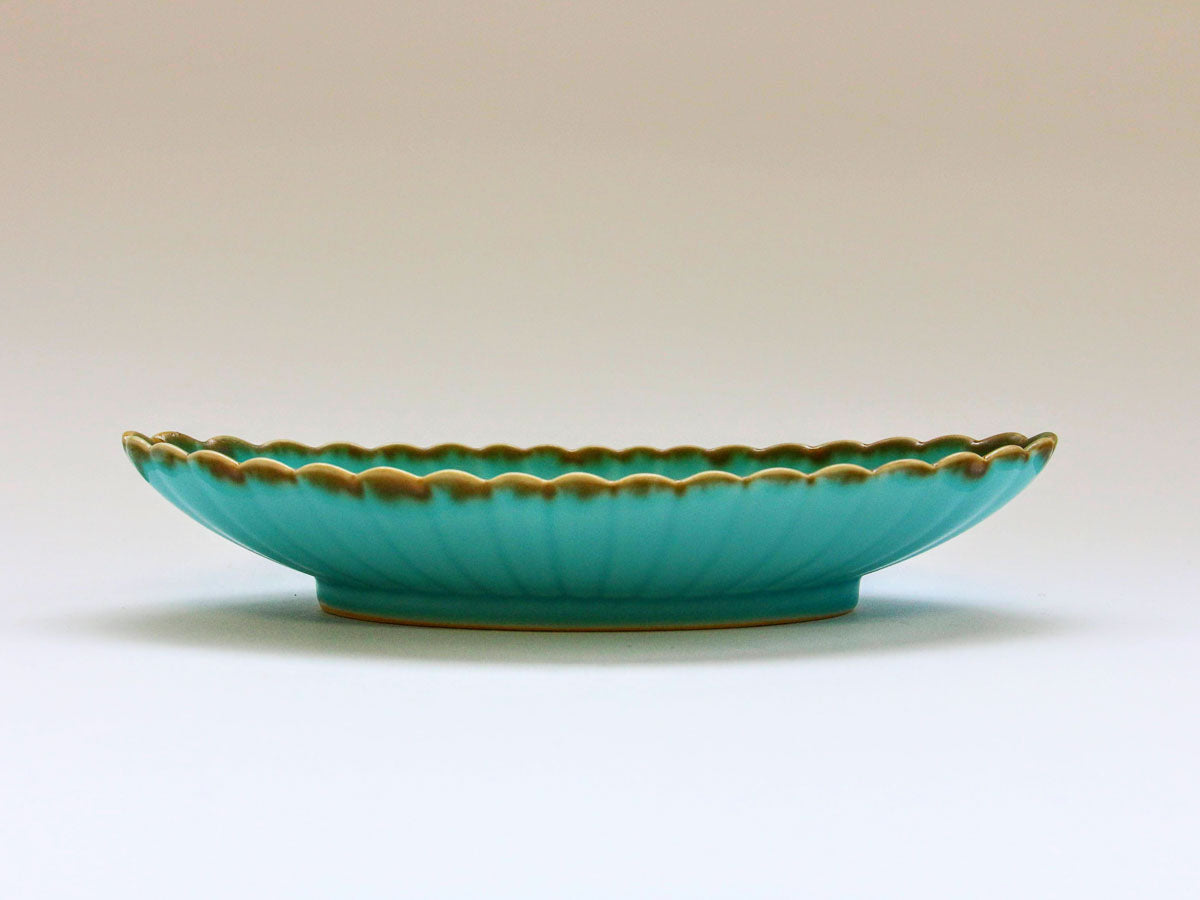 ターコイズブルー菊割楕円皿 大【長十郎窯】