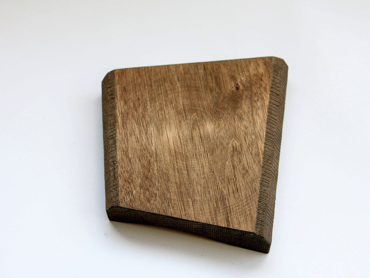 クルミの菱型皿 黒 大【田口慎介】