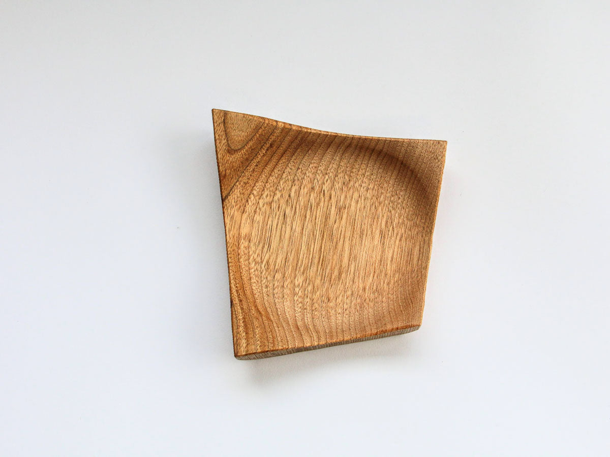 クルミの菱型皿 クリア 中【田口慎介】