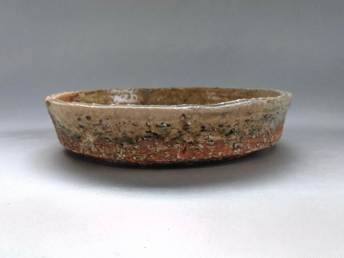 Hagi ash glaze pot in wooden box [Kurodake]