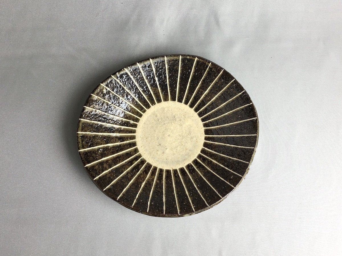 Unique flexible plate [Seisaku Kusaka/Mari]
