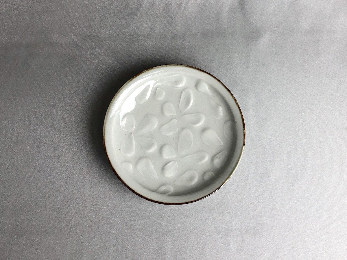 White porcelain Yotsuba 4.5 inch plate [Takusei Kobayashi]