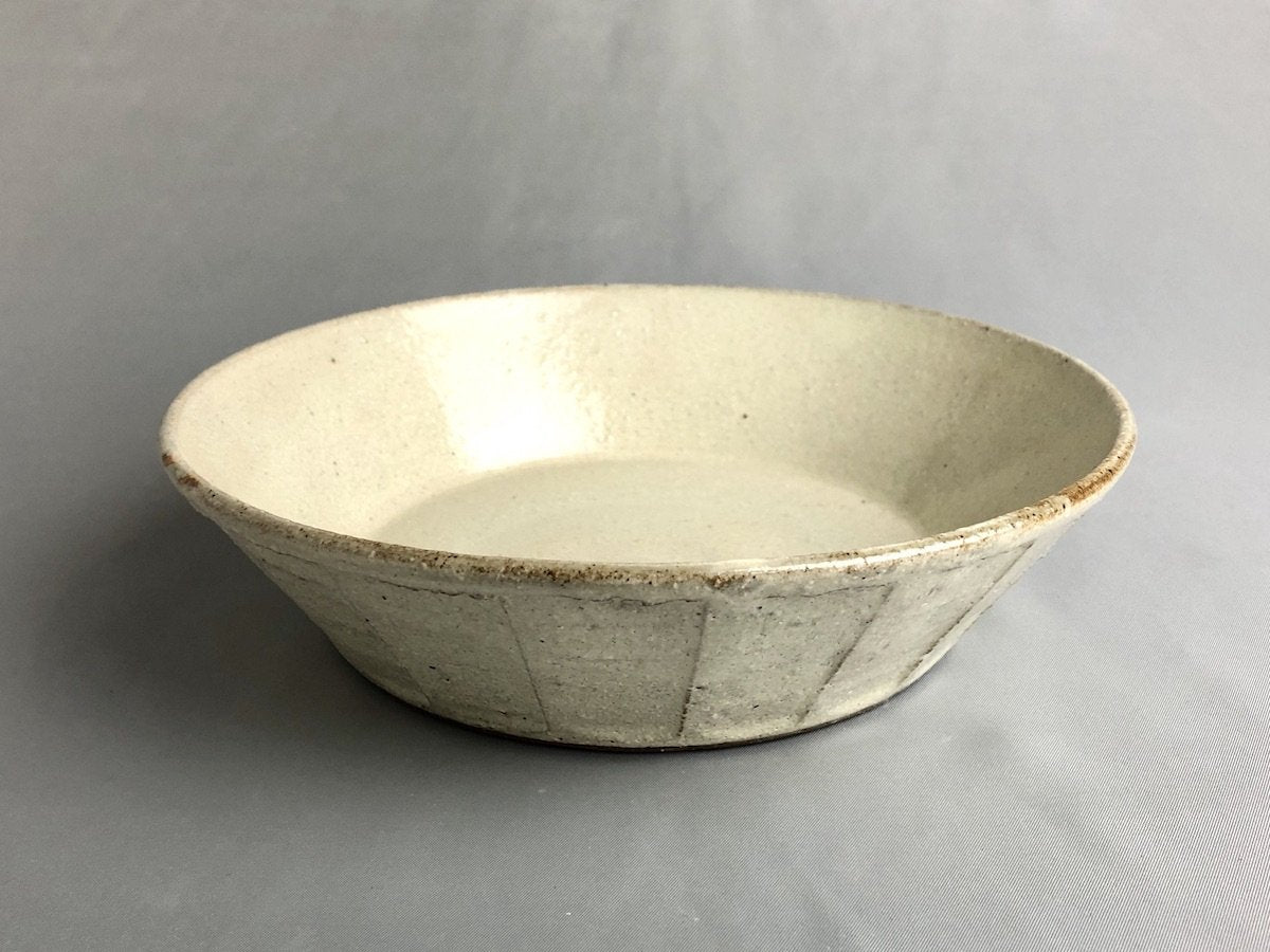 Konahiki sogi in a 7-inch shallow bowl [Shinji Akane]