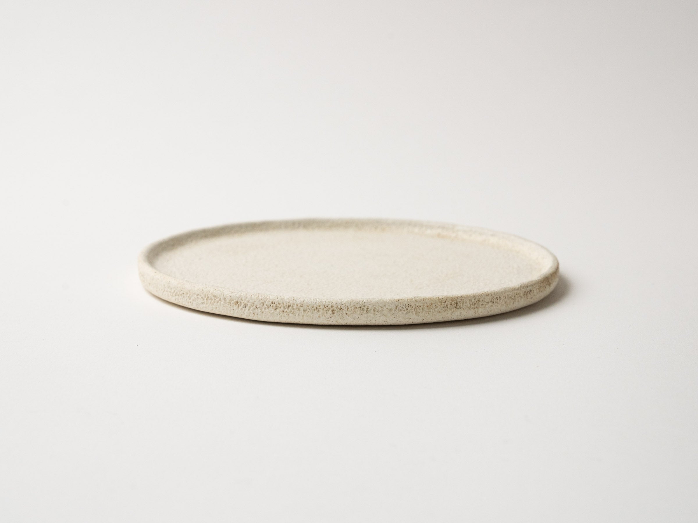 White ware finish 15cm edged plate [Hideki Yamamoto]