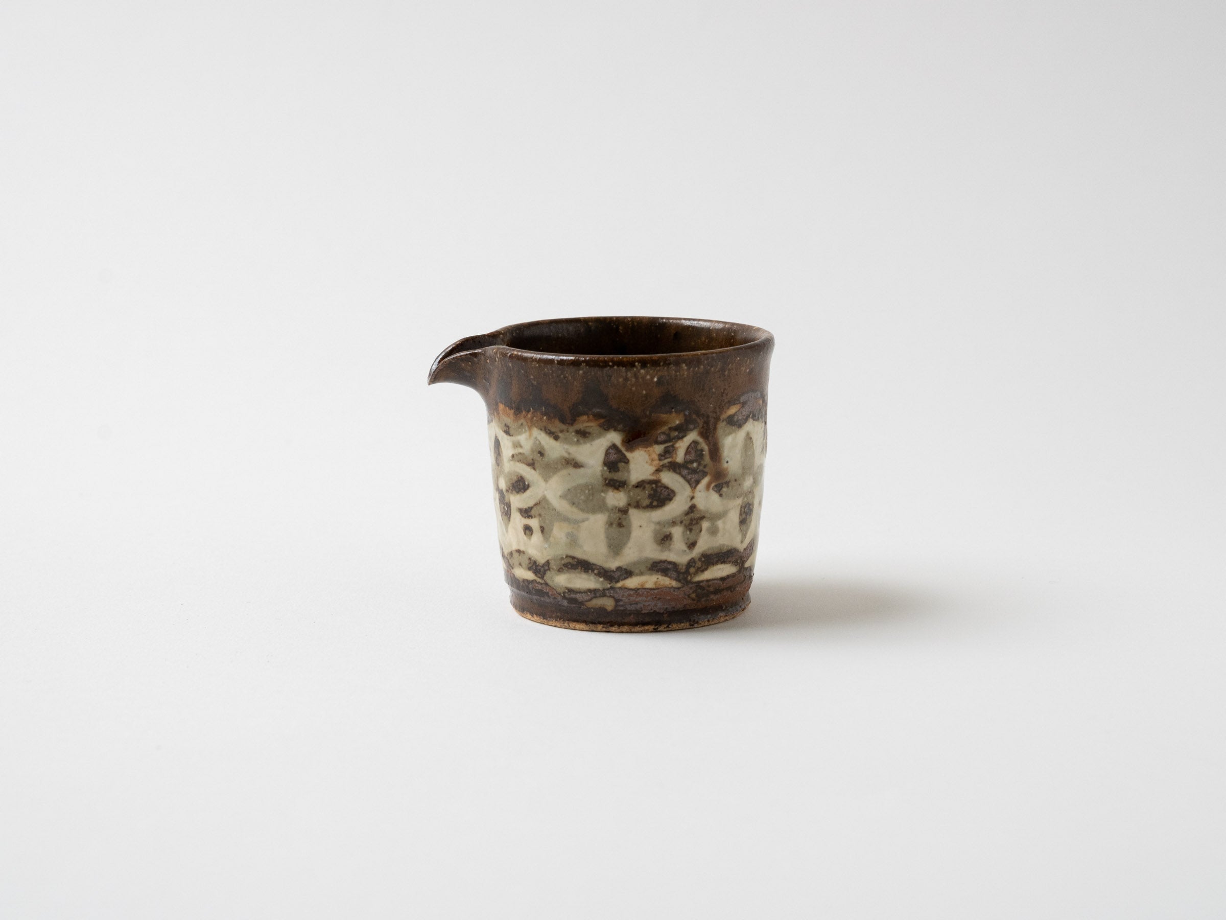 Flower-patterned Katakuchi Tea (Inlay) [Yui Higuchi]