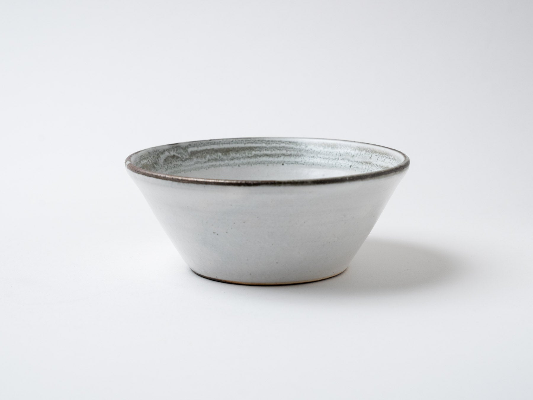 Small bowl with powder line carving [Tatsuo Otomo]