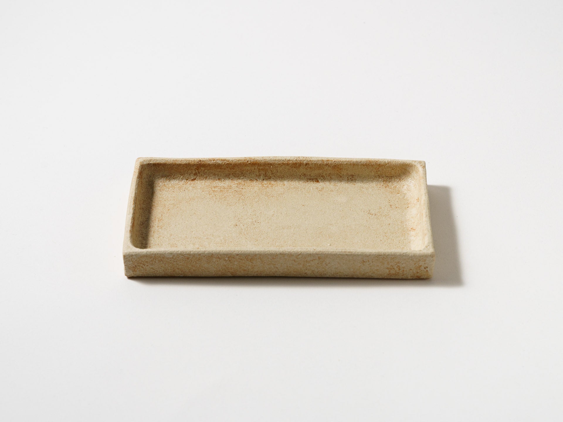 Powdered orange rectangular plate medium [Taeko Kajiwara]