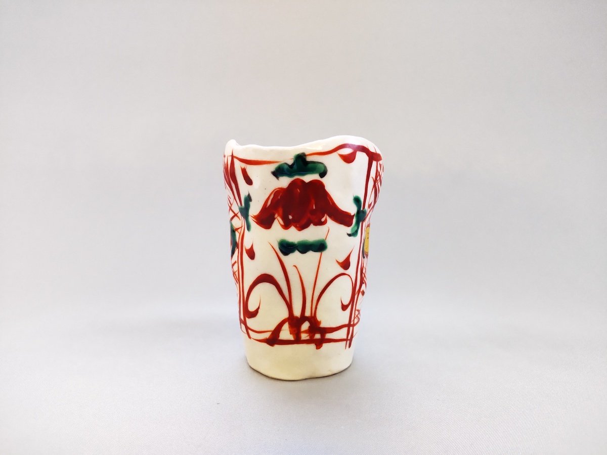 Colored gold colored grass and flower pattern cup small [Hiroshi Haisawa]