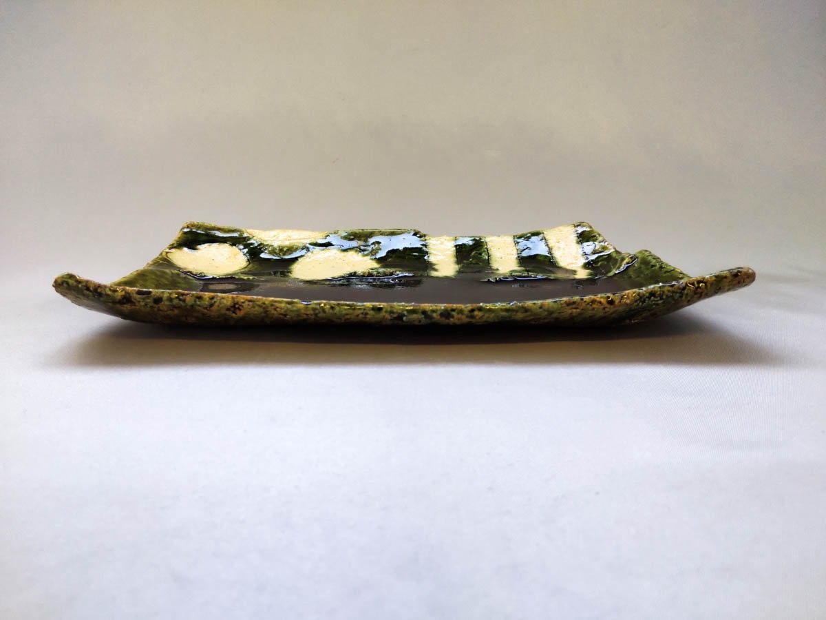 Oribe round pattern striped pottery plate [Kazuhito Yamamoto]