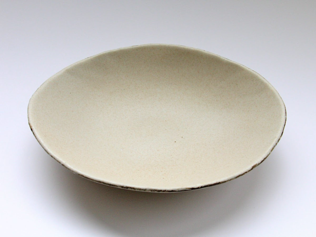 Fuchisabi beige oval shallow bowl [Nobuyuki Murai]