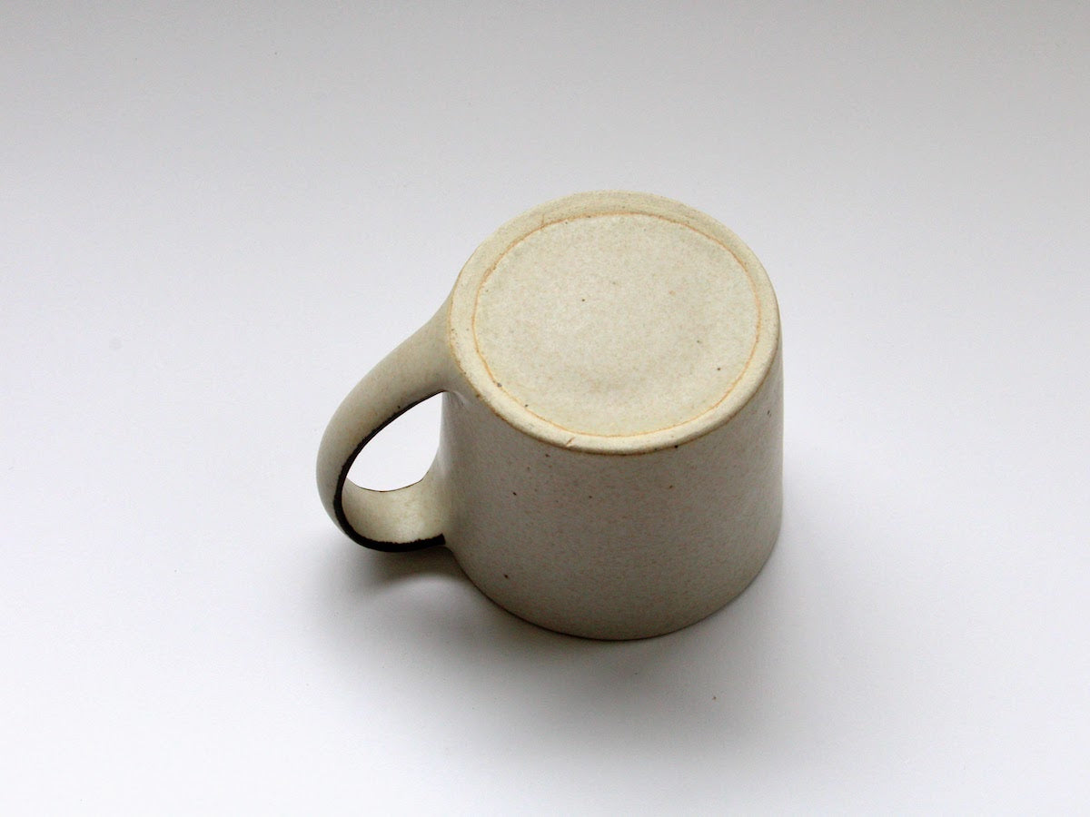 Fuchisabi beige mug [Nobuyuki Murai]