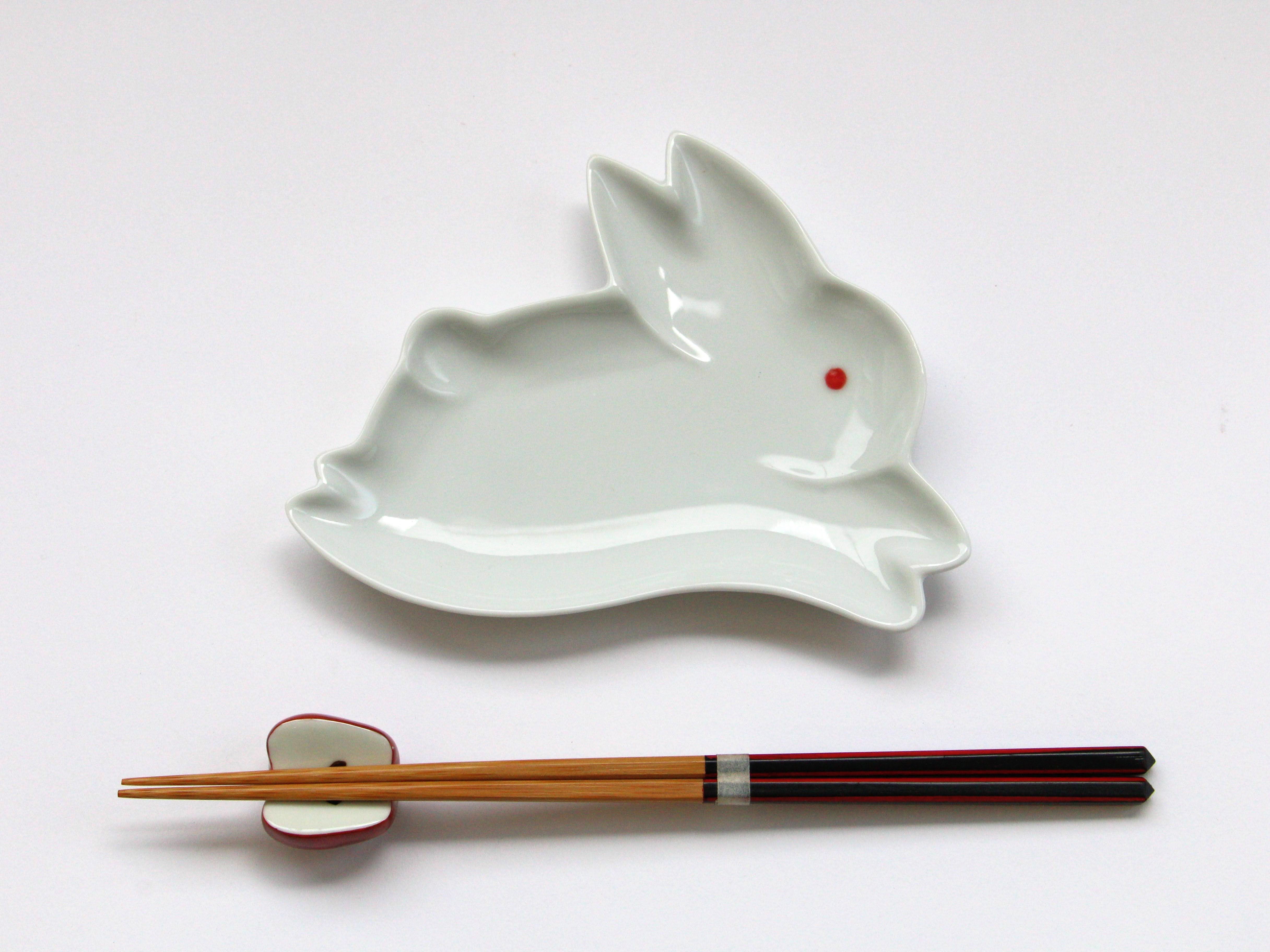 Rabbit plate white [Tokushichigama]