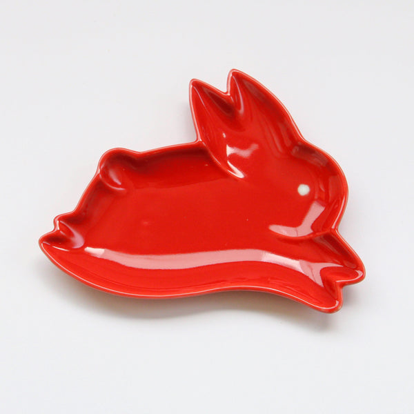うさぎ皿 紅【徳七窯】
