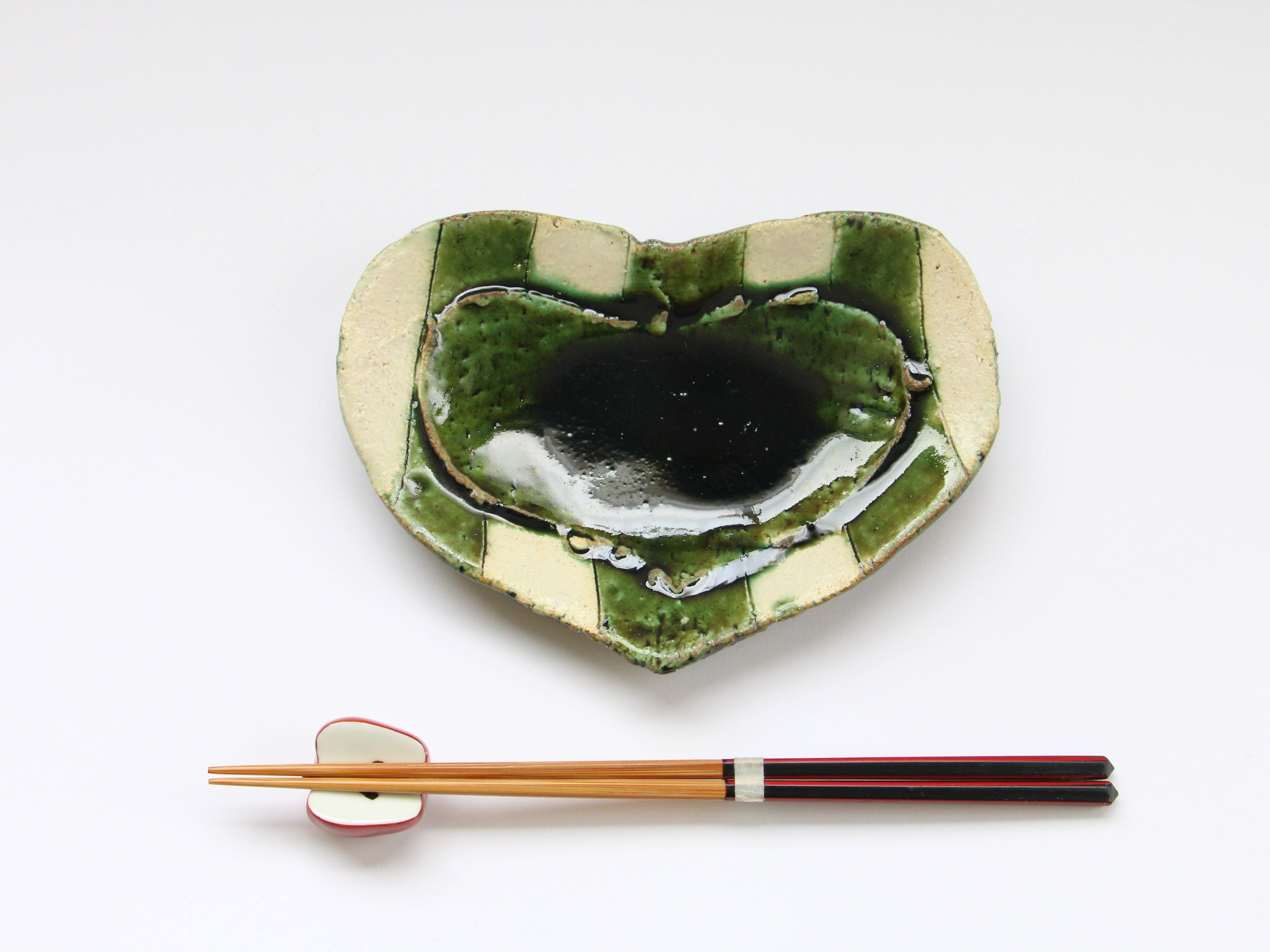 Oribe striped heart plate small [Kazuhito Yamamoto]