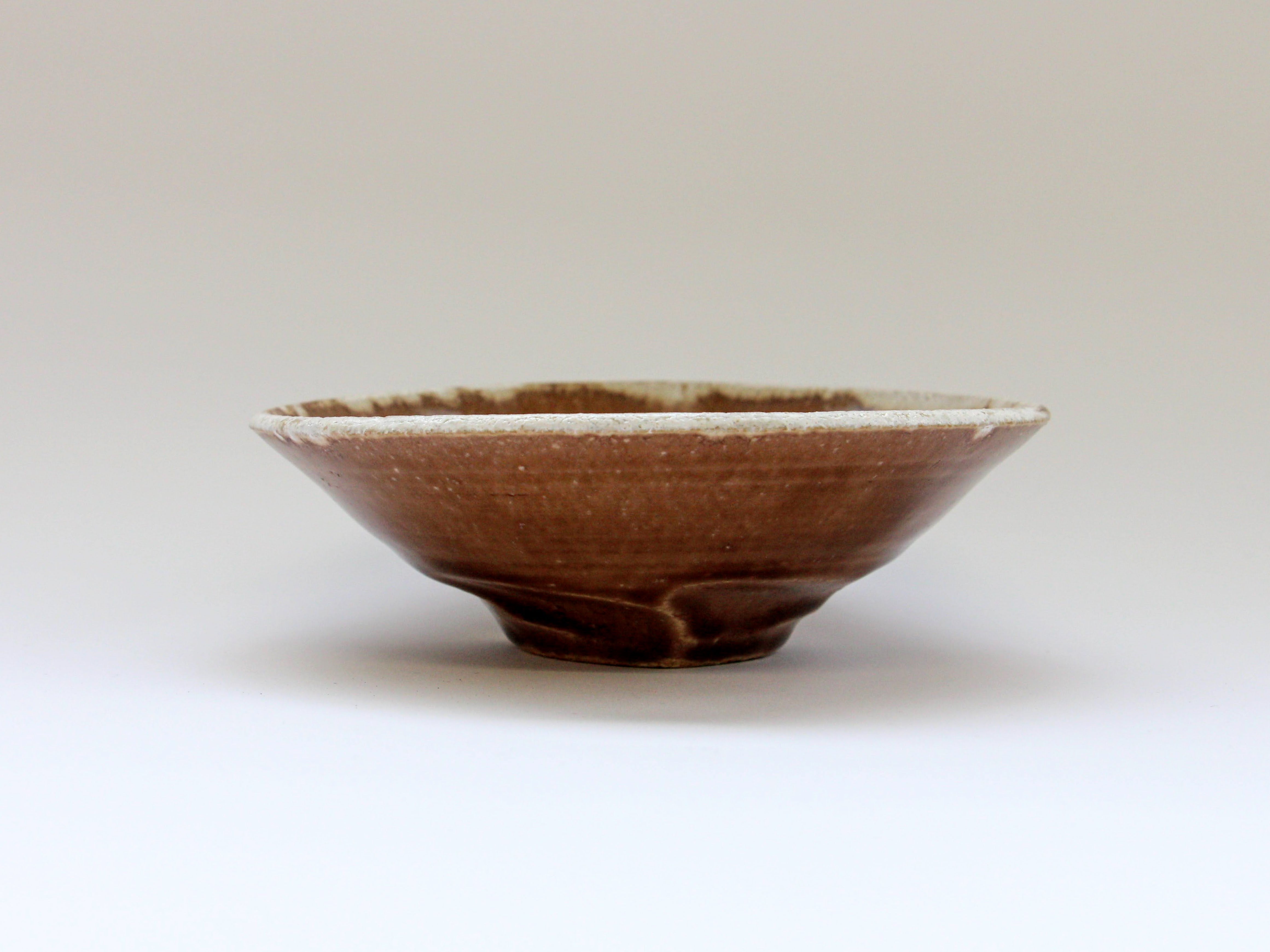 Maron glaze mouth white 5.5 inch shallow pot [Kazuhito Yamamoto]