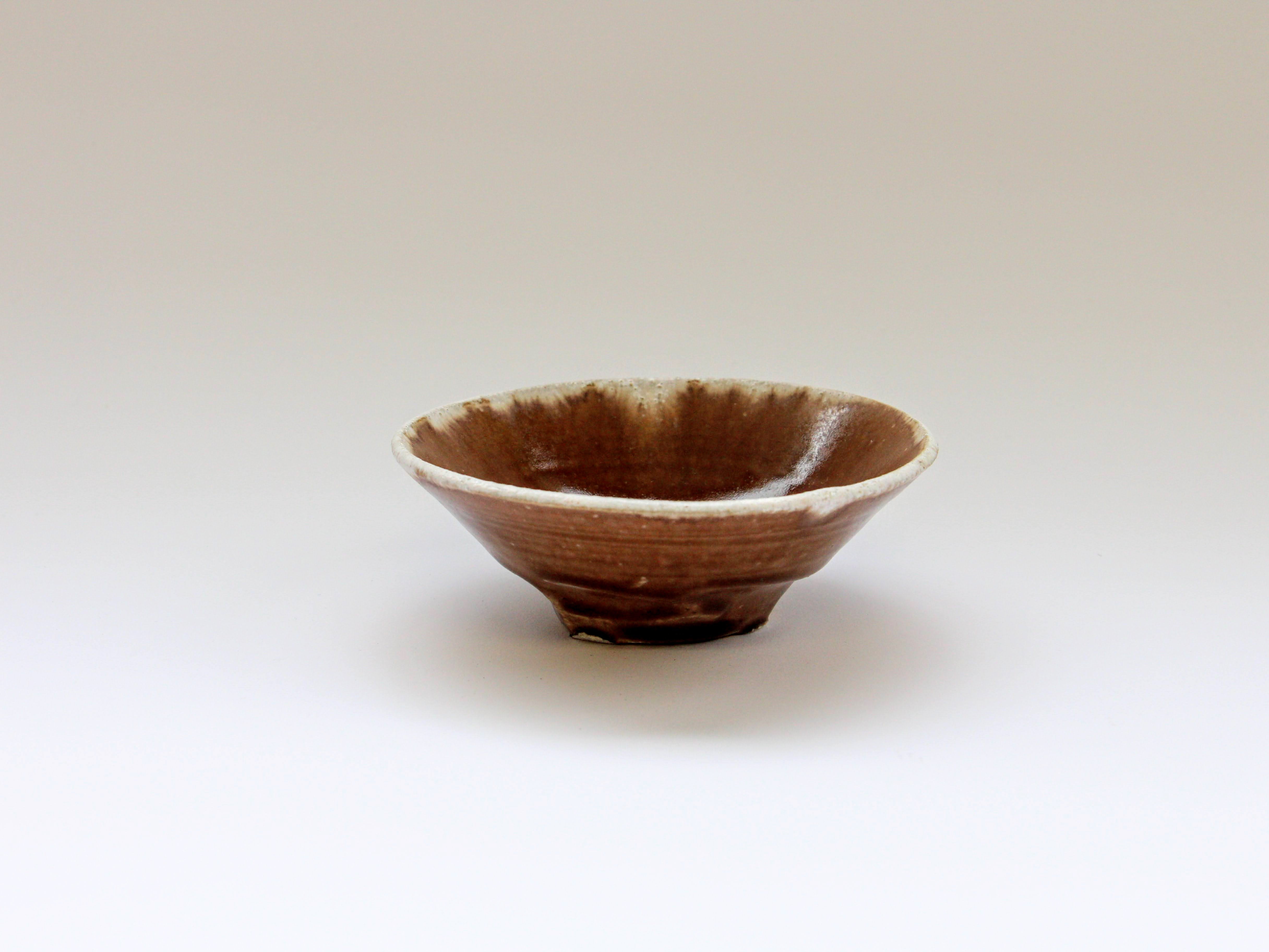 Maron glaze white 4-inch shallow bowl [Kazuhito Yamamoto]