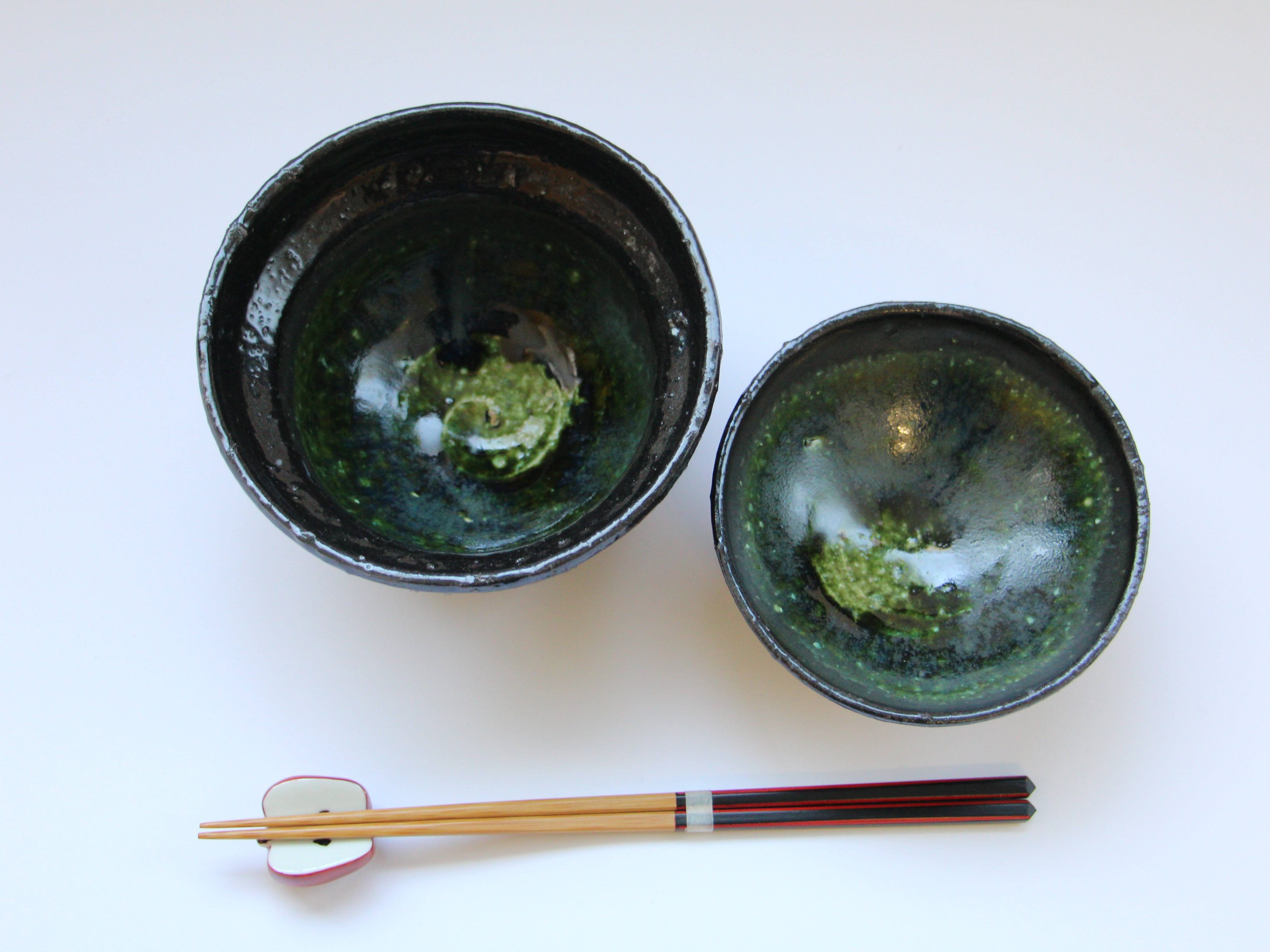 内織部外黒日月碗【中尾彰秀】