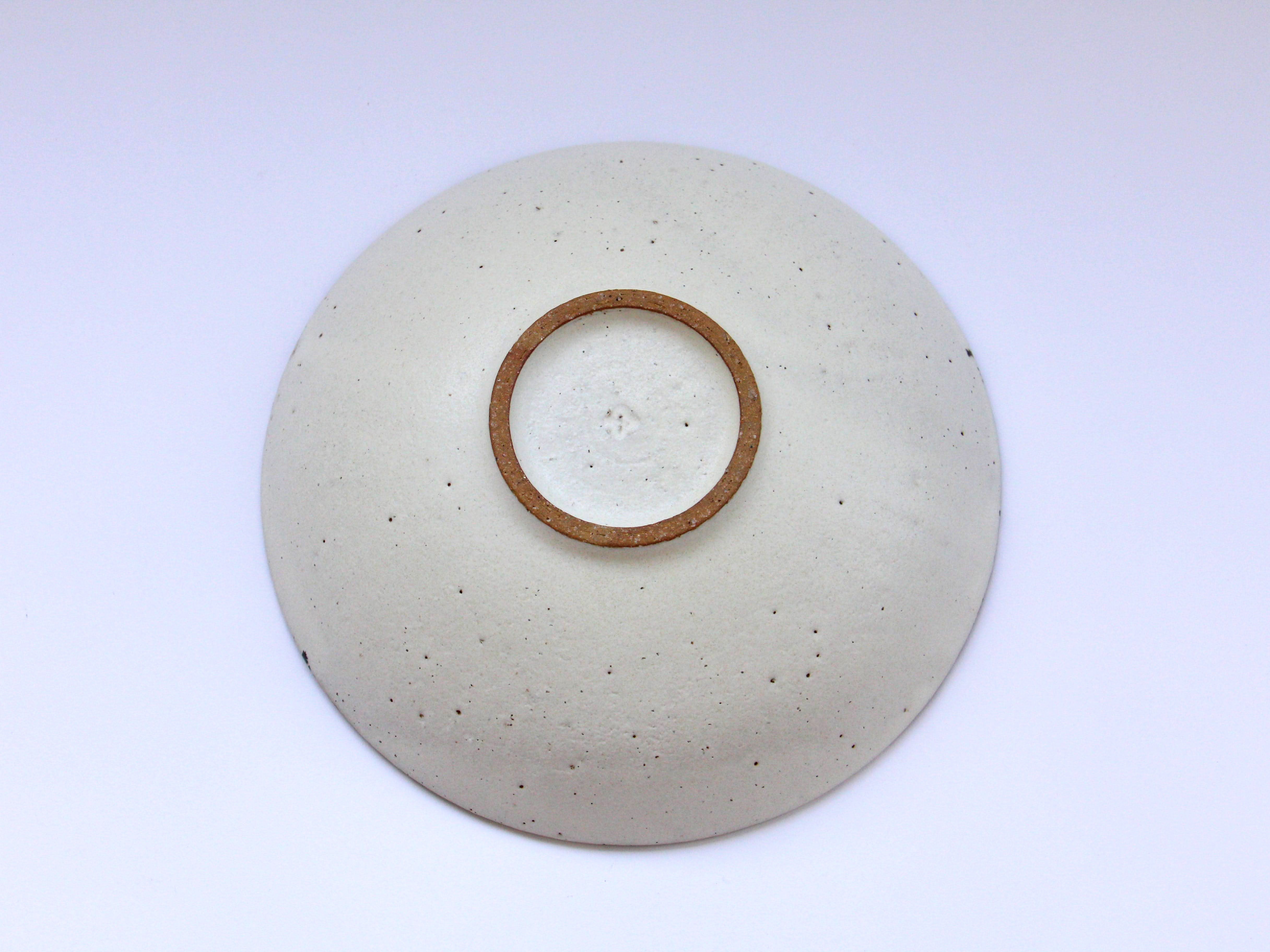 White clay 7-inch shallow bowl [Bunzan Kanae]