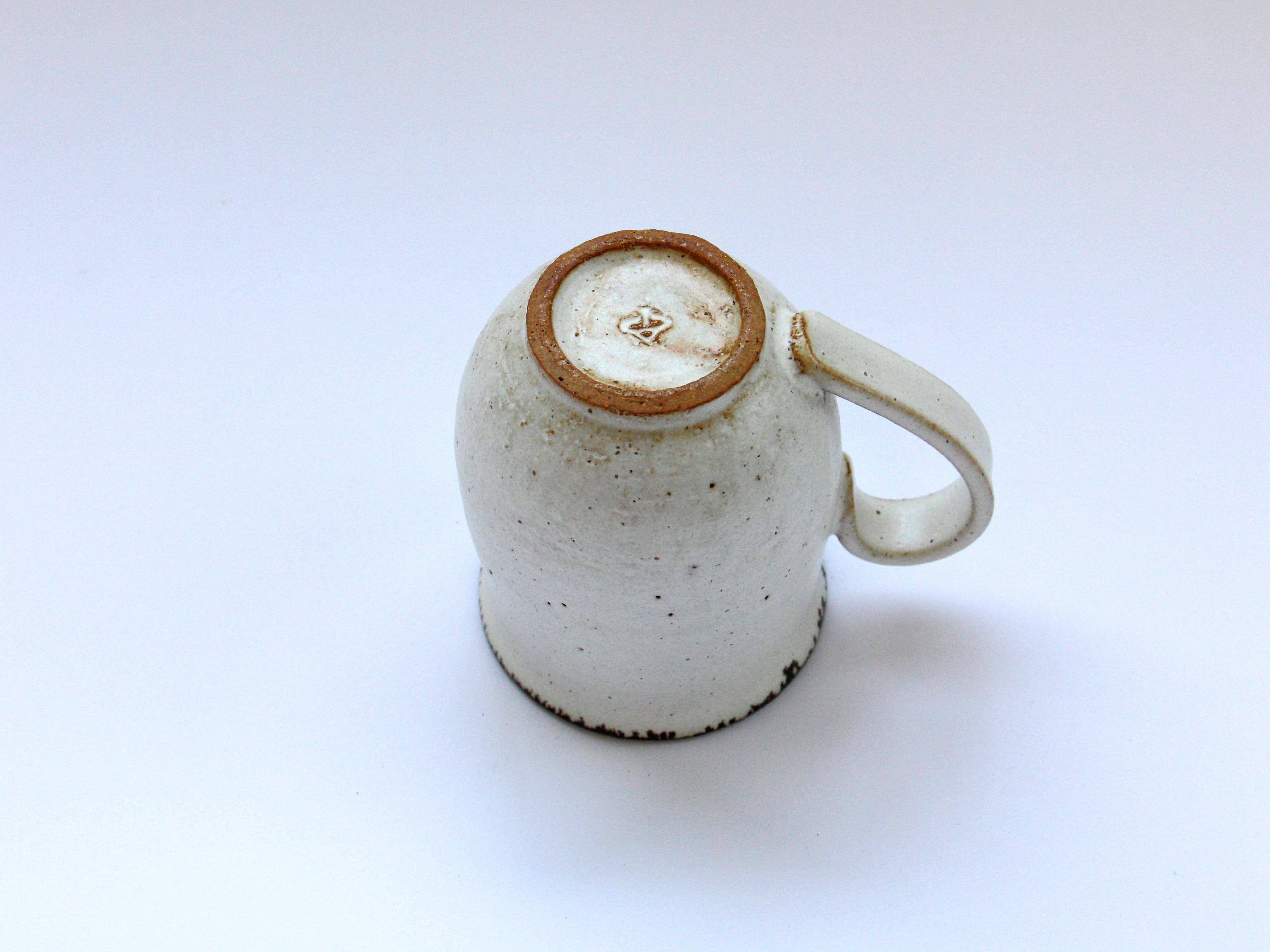 White clay bud shaped mug [Bunzan Kanae]