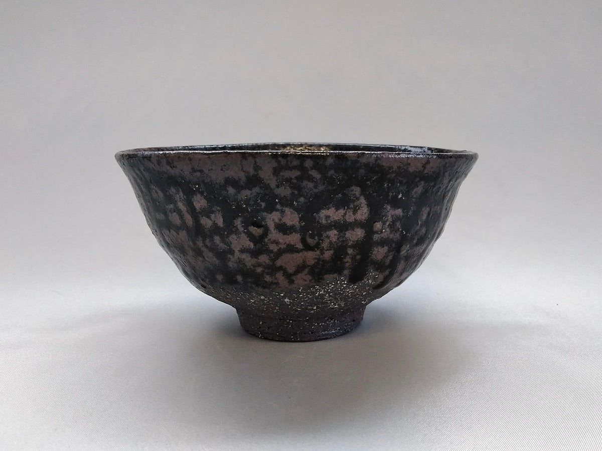 Large rice bowl with mouse ash glaze [Seiji Okuda]