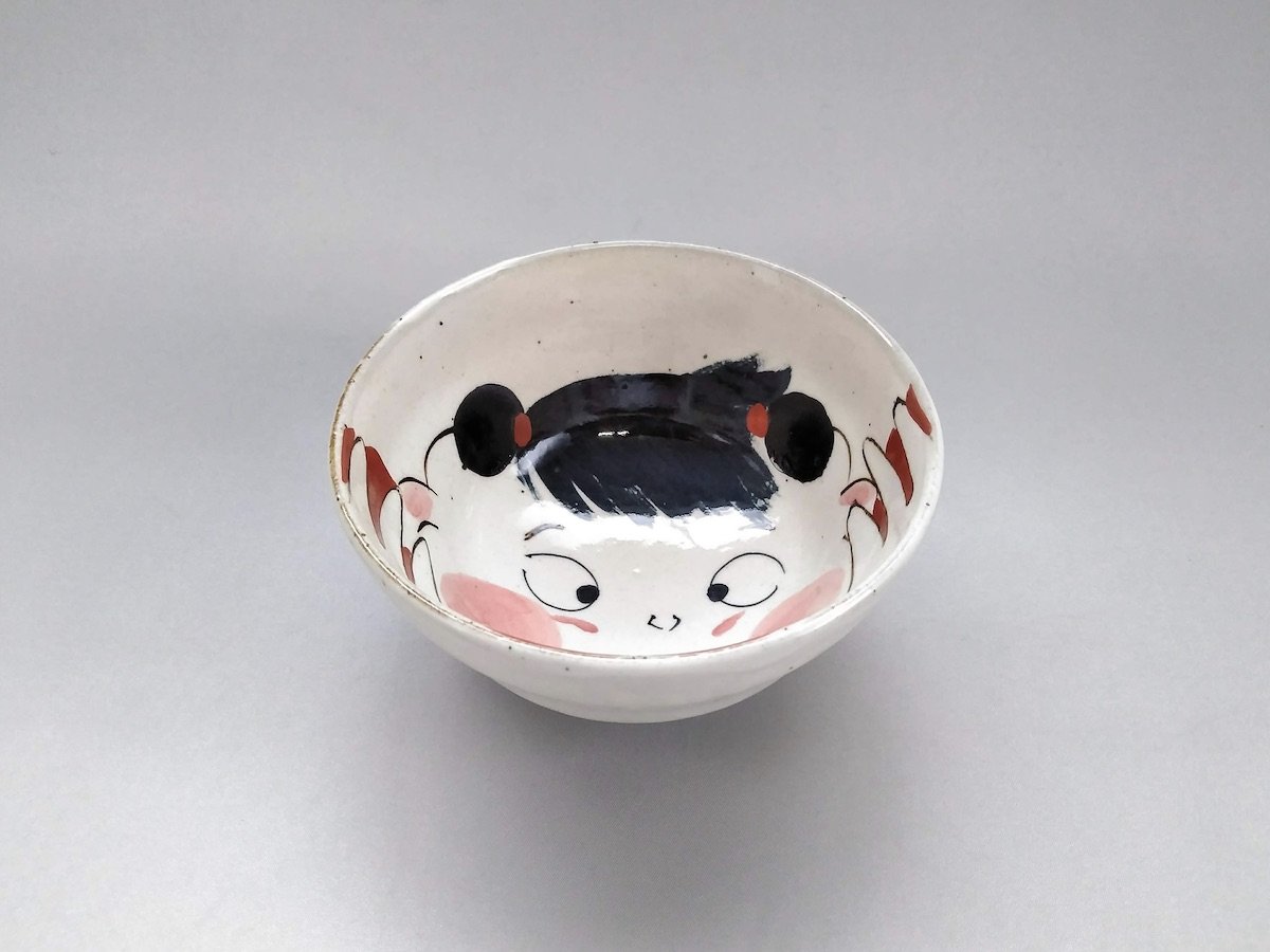 Staring rice bowl girl [Porcelain Studio Raku]
