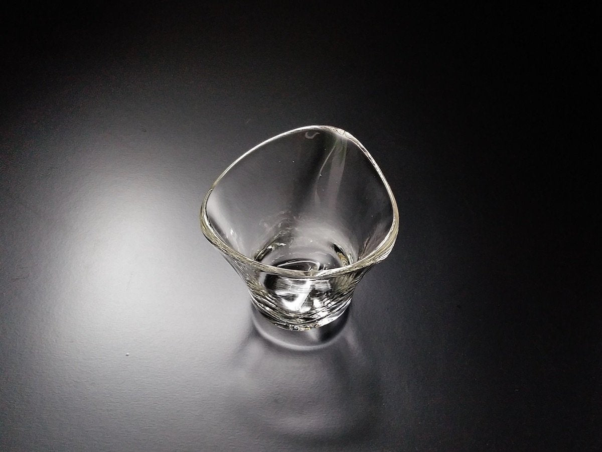 Wave rock glass [Mitsuhiro Hara]