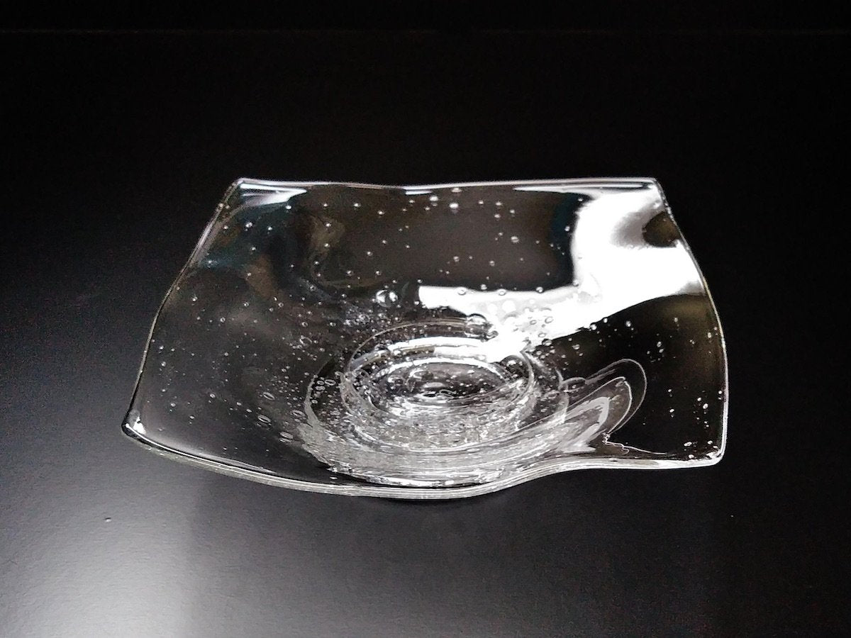 Frozen square plate [Hiroko Takayama]