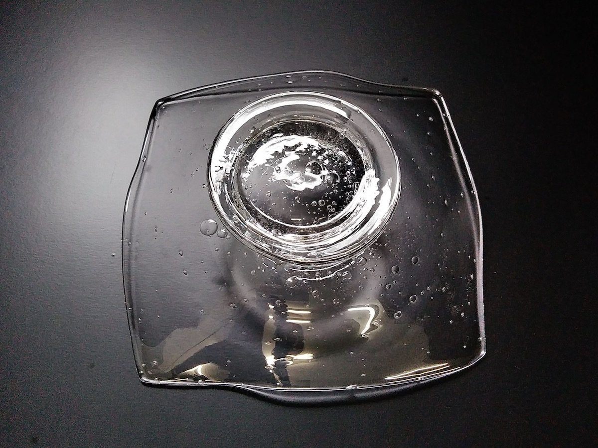 Frozen square plate [Hiroko Takayama]