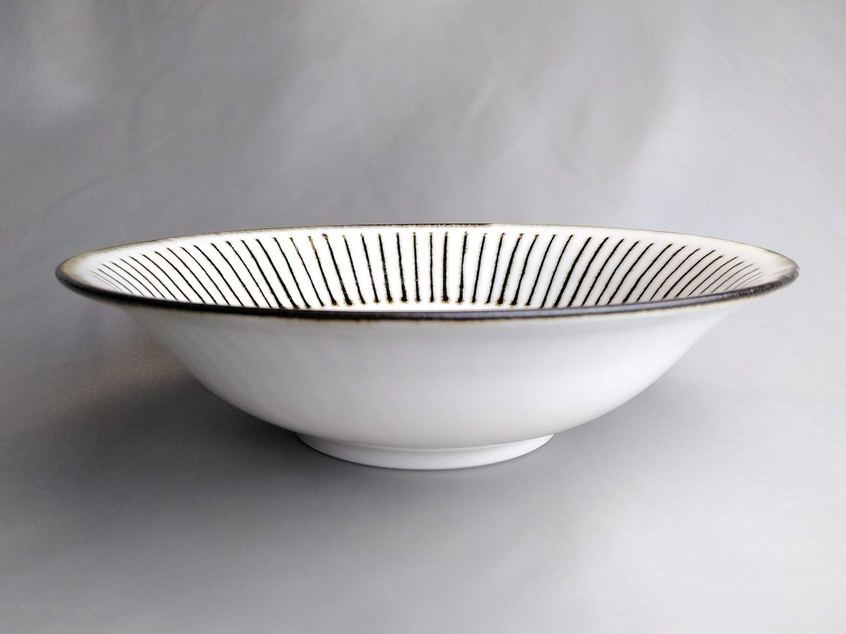 White porcelain jukusa 7-inch shallow bowl [Tetsuya Kobayashi]