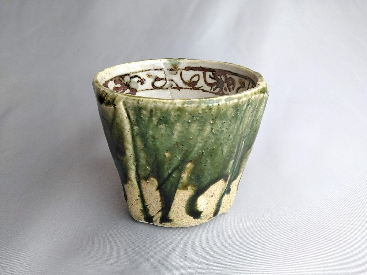 Fuchi Arabesque Bao-shaped cup [Nakagaki Renji]