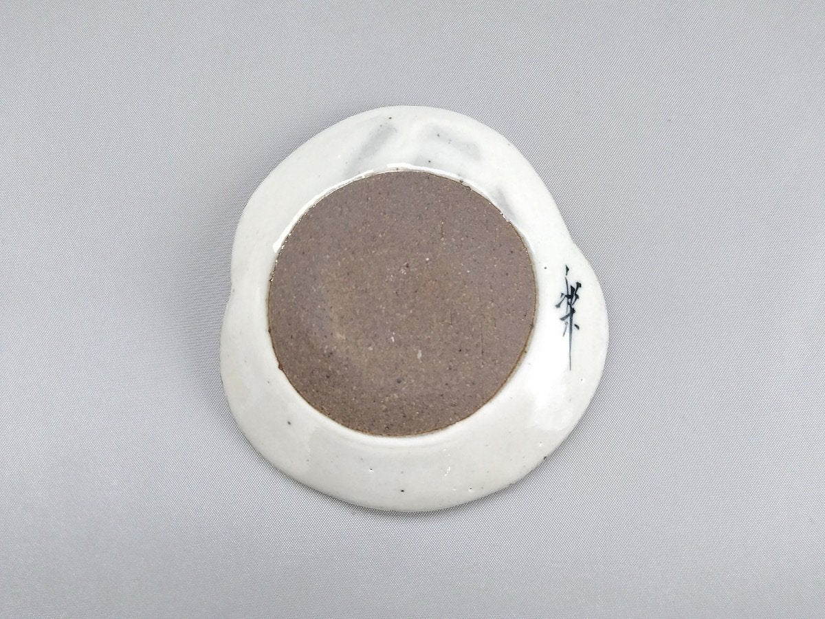 Okame face-shaped small plate [Porcelain Studio Raku]