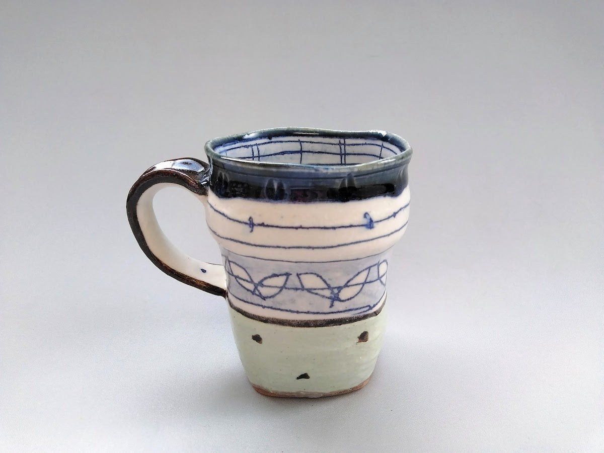 Mug square blue leaves and dots [Jun Kato]