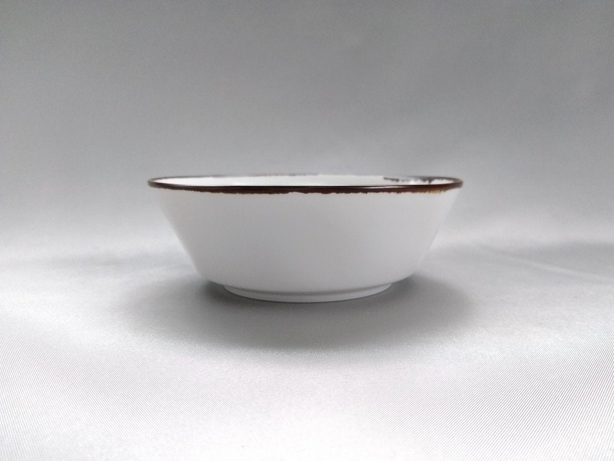 Sled bowl Nakabuchi rust white mat [Koyogama]