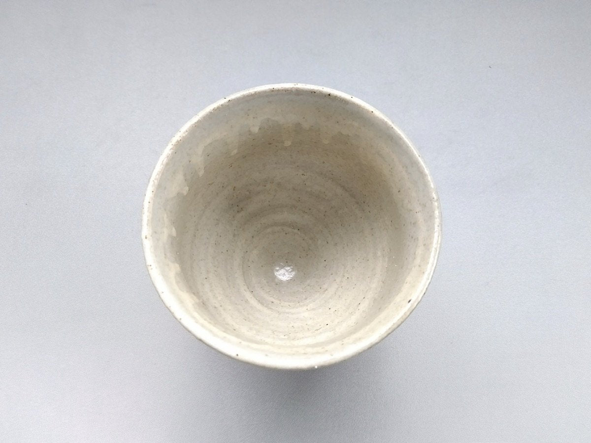 White teacup [Seisaku Kusaka/Mari]
