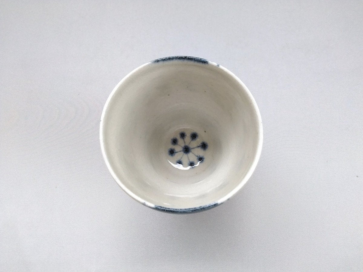 Hana camellia teacup [Sozan kiln]