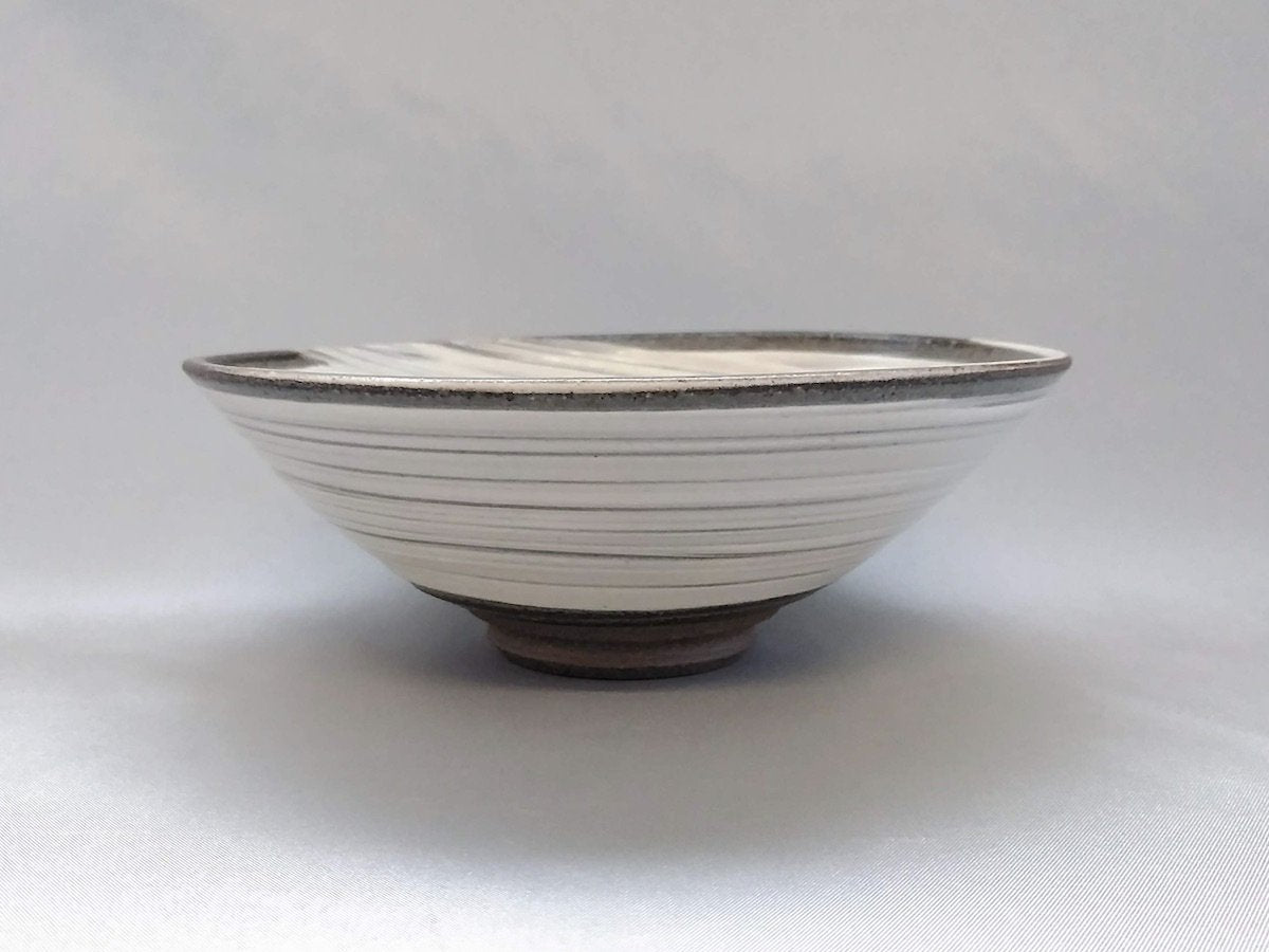 Brush grain 5 inch shallow bowl [Norihiro Kawagoe]