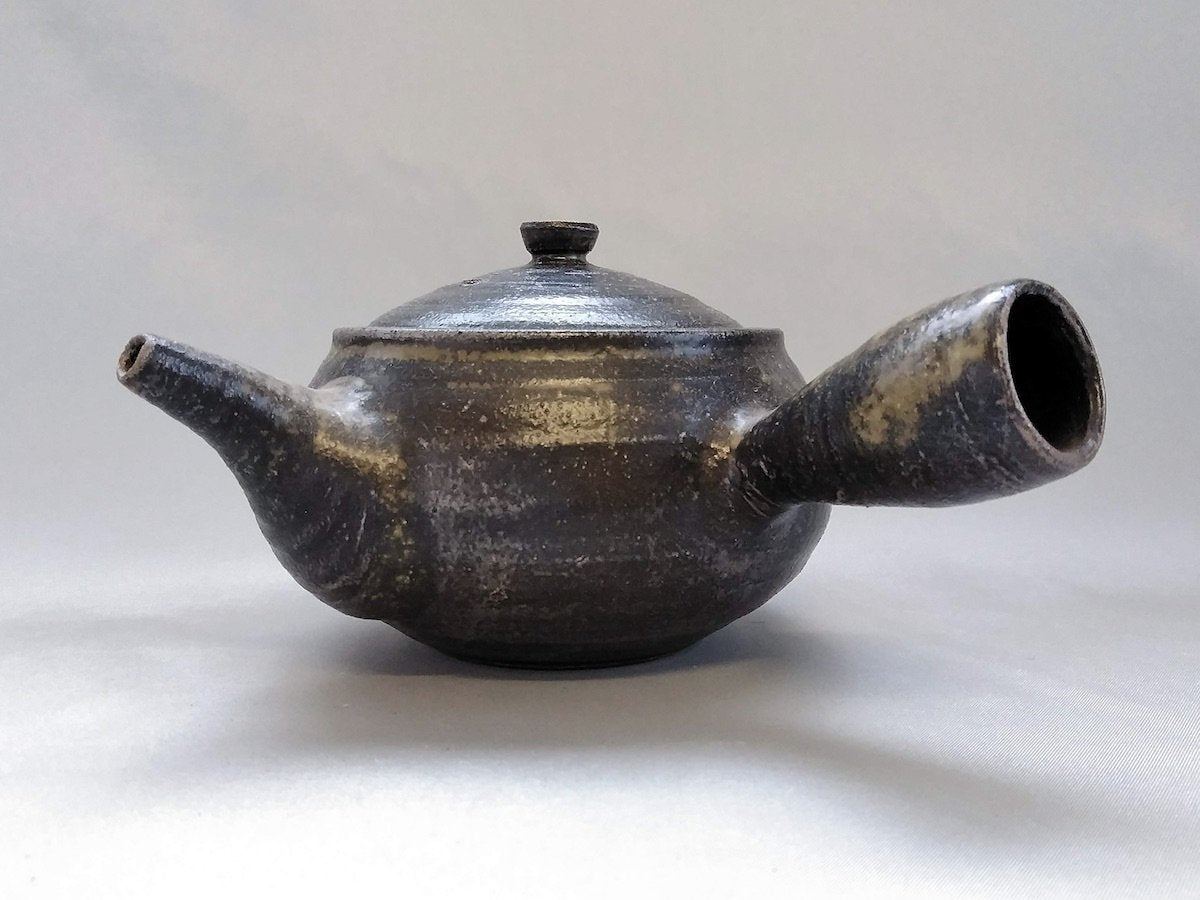 Gray-black teapot [Norihiro Kawagoe]