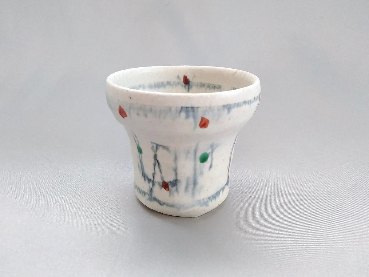 Ayomi Fukai deformed tea cup with black line engraving [Minami kiln]