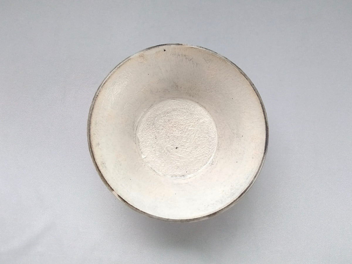 Round bowl powder puller [Yoichi Yajima]