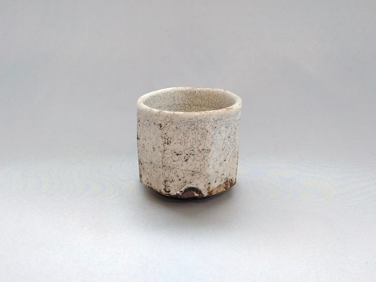 Powdered sake cup [Mikiyo Nakagawa]