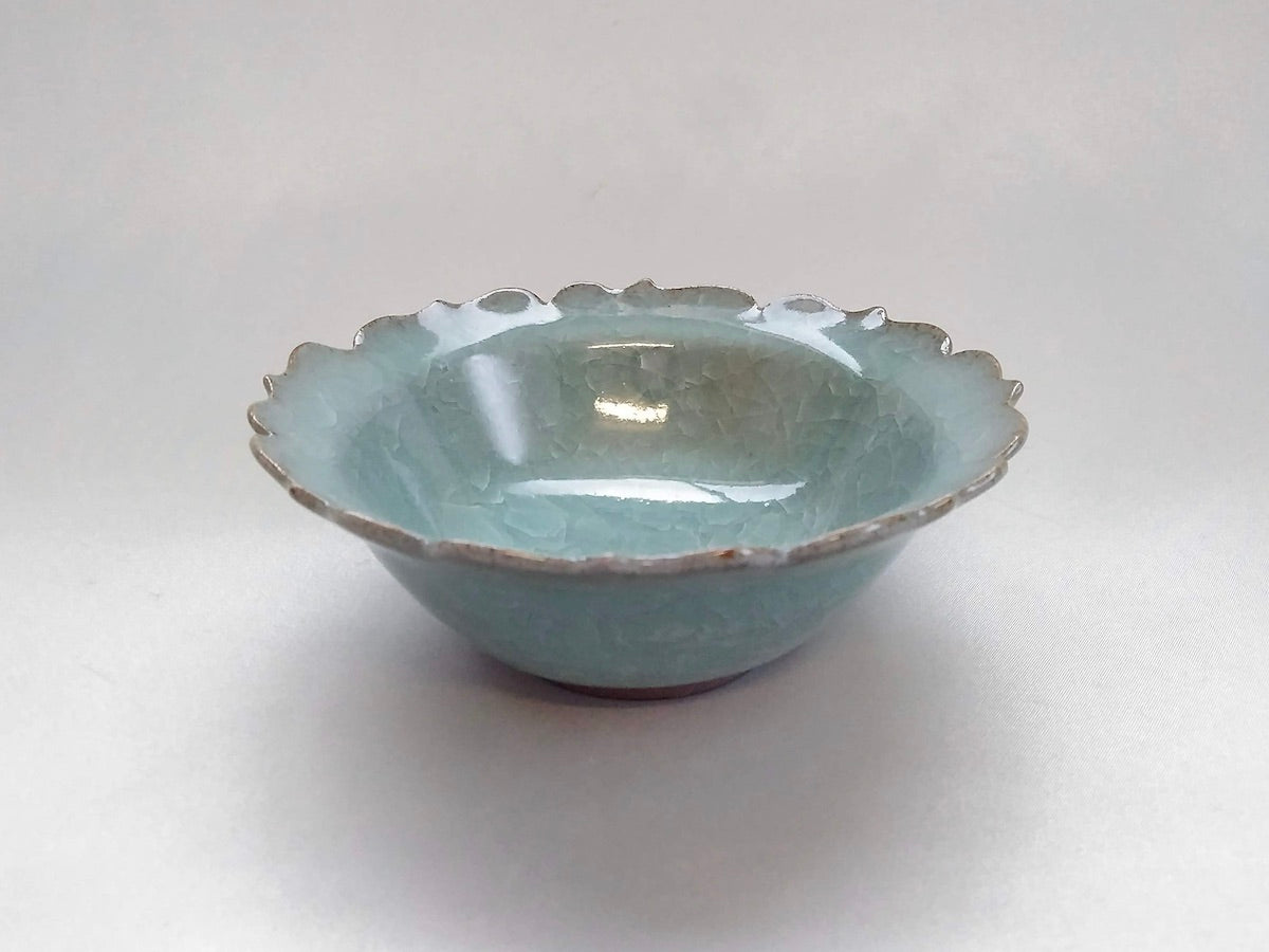 Blue porcelain flower pot [Taku Kiyama]