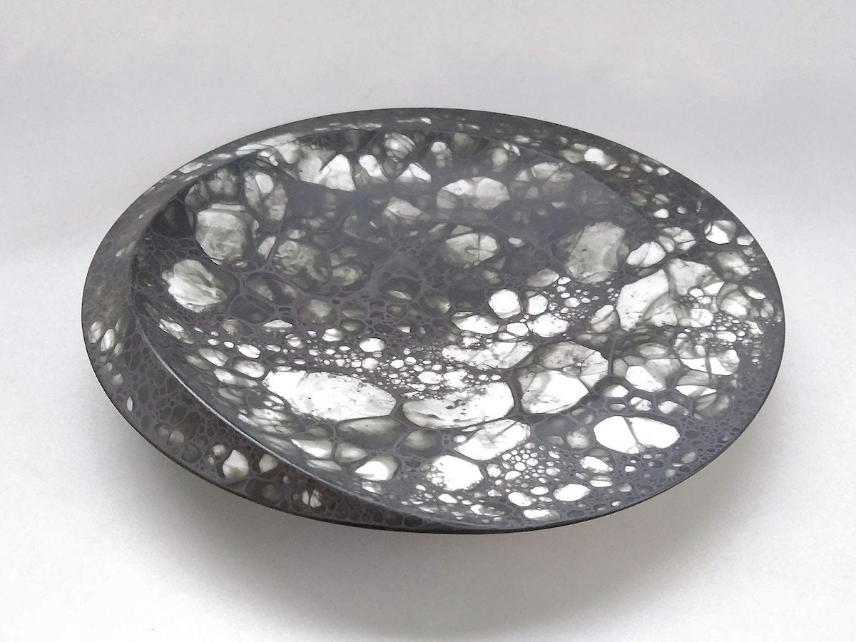 Shell 21cm round plate black foam [Yamahira kiln]