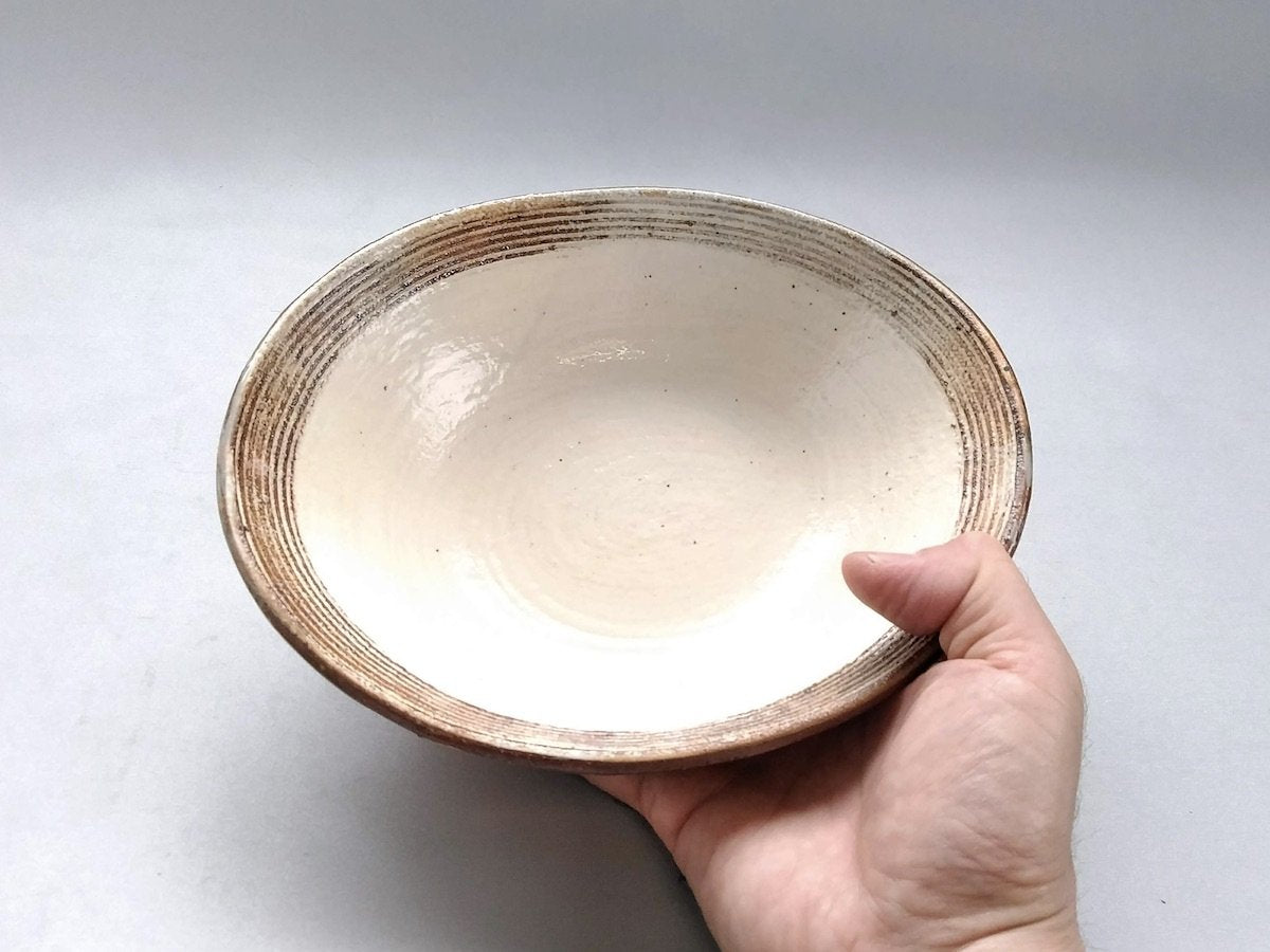 Fuchiyara horizontal carved oval deep bowl small [Furuya Ceramic Works]