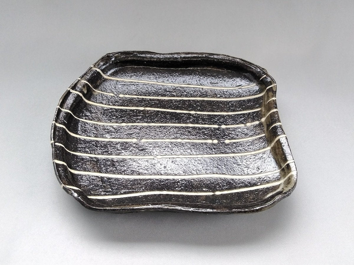 A rare four-sided bowl [Seisaku Kusaka/Mari]