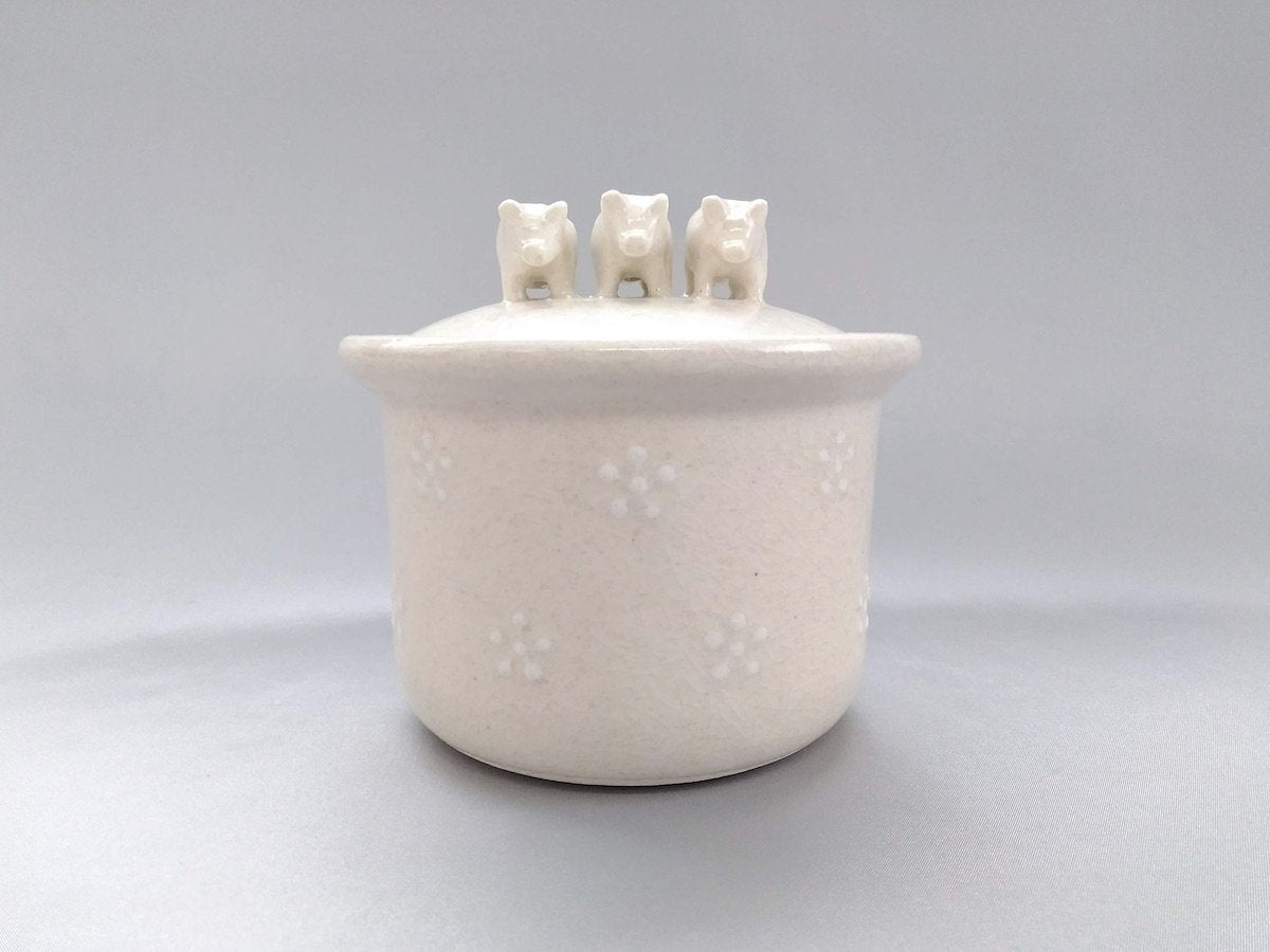 Ceramic lid white 3 pigs [Ryo Makita]