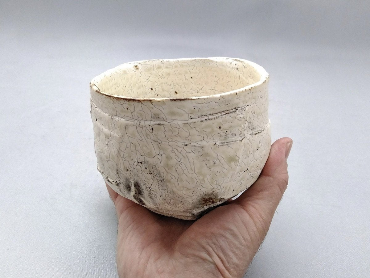 Ash powder round bowl [Kazuhito Yamamoto]
