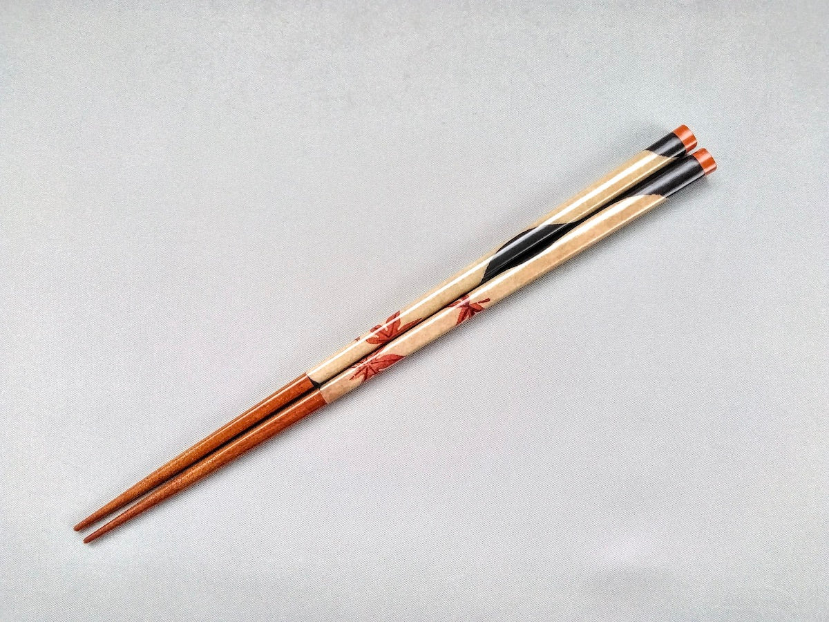 Natural wooden chopsticks Momiji [Hashikura Matsukan]