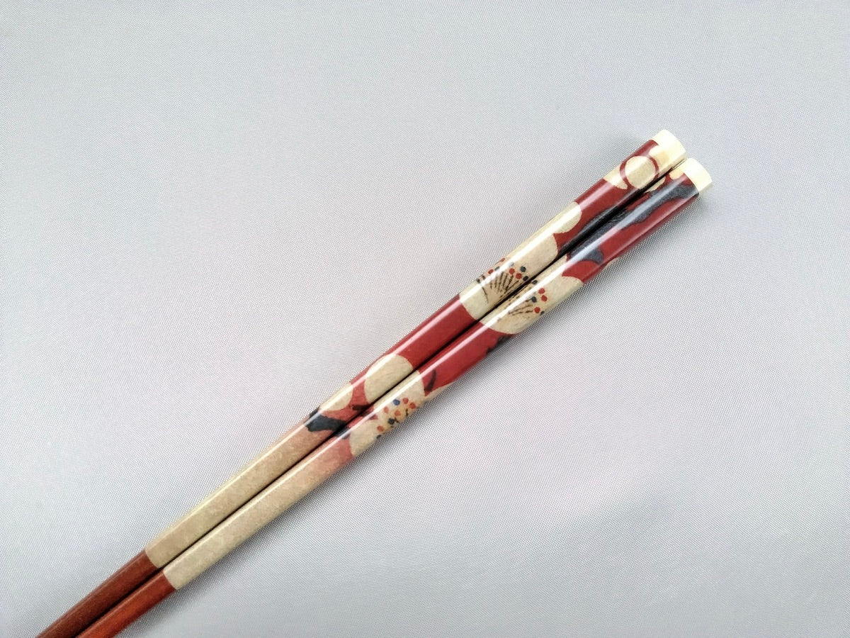 Natural wooden chopsticks plum blossom [Hashikura Matsukan]